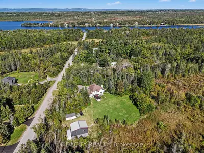 88 Constance Lake Road, Kanata, On K2k 1x7