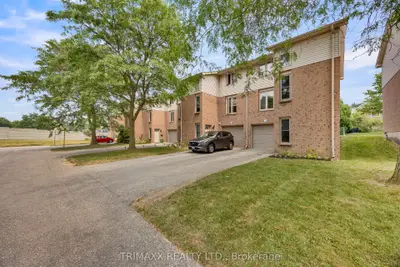 1855 Aldersbrook Road 35, London North, On N6g 4r5