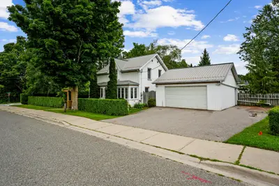 34 Croft Street, Port Hope, On L1a 1y9