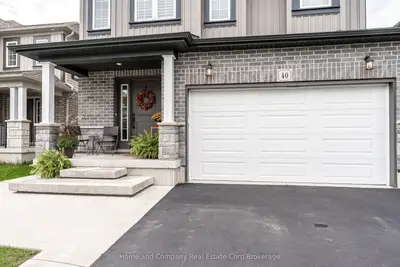 40 Robertson Drive, Stratford, On N5a 0j5
