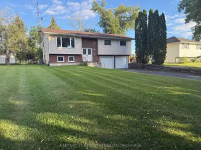 24 Southwood Crescent, Greater Napanee, On K7r 3l2