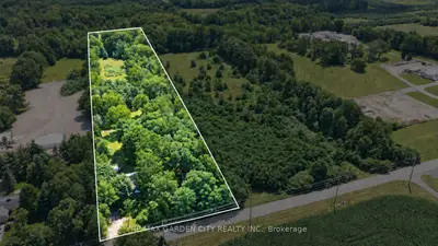 130 5th Con Road E, Hamilton, On L8b 1k5