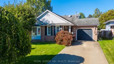 92 Larchwood Circle, Welland, On L3c 6t3