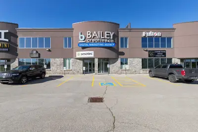 275 Hanlon Creek Boulevard 3, Guelph, On N1c 0a1