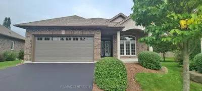 1 Vineden Drive 11, Central Elgin, On N5p 0e1