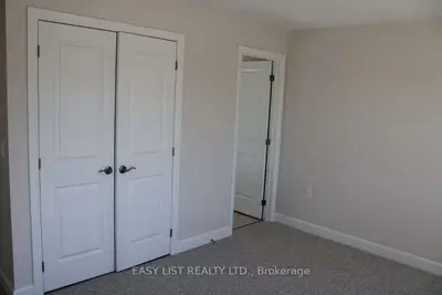 298 Mullighan Gardens, Peterborough, On K9k 0h2
