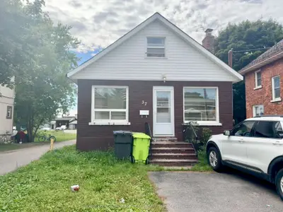 37 Albert Street E, Sault Ste Marie, On P6a 2h7