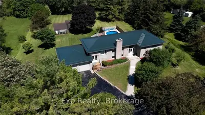 267 County Road 28, Prince Edward County, On K8n 4z7