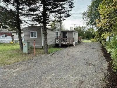 7 Sarawak Drive, Thunder Bay, On P7a 0t1
