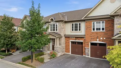 12 GEORGE Manor, Niagara-on-the-Lake, ON L0S 1J0