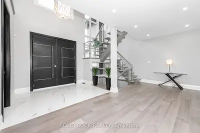 224 Roger Road, Alta Vista And Area, On K1h 5c6