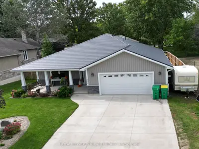 202 REYCRAFT Avenue, Southwest Middlesex, ON N0L 1M0