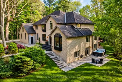 18 Elder Crescent, Hamilton, On L0r 1r0