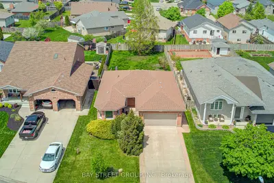 8223 Marcon Street, Niagara Falls, On L2h 3a9