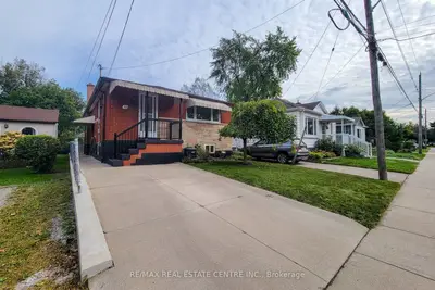 137 East 16th Street, Hamilton, On L9a 4j4