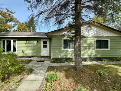16 Peninsula Court, Trent Lakes, On K0m 1a0
