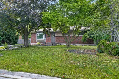 919 Quinton Road, London North, On N6h 3a8