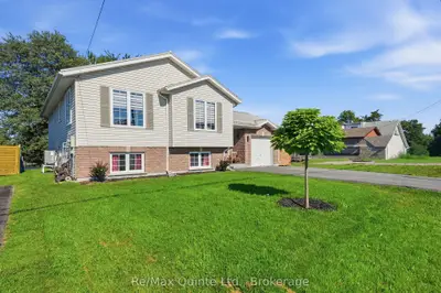 111 CANNIFTON Road N, Belleville, ON K0K 1K0