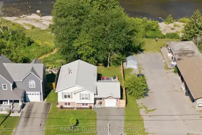 111 CANNIFTON Road N, Belleville, ON K0K 1K0