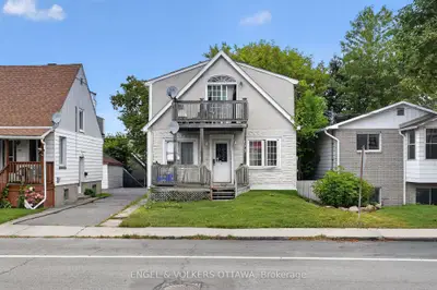193 DESCHAMPS Avenue, Vanier and Kingsview Park, ON K1L 5Z3