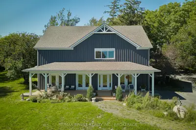 3850 South Shore Road, Loyalist, On K0h 2s0