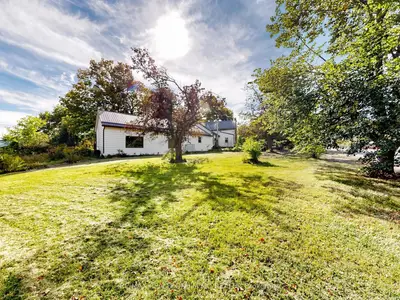 660 Fourth Line, Otonabee-south Monaghan, On K0l 1b0