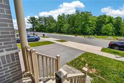 104 Tartan Avenue, Kitchener, On N2r 1r7