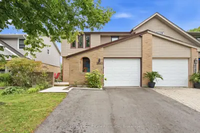 1693 ATTAWANDARON Road, London North, ON N6G 3M7