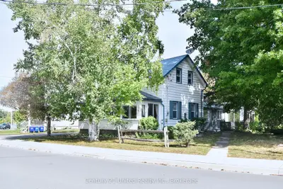 136 Water Street, Selwyn, On K0l 2h0