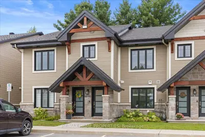 91 St Moritz Trail 302, Russell, On K0a 1w0