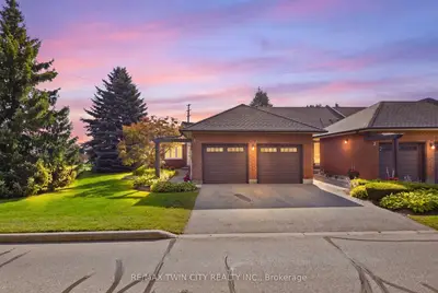 10 Isherwood Avenue 1, Cambridge, On N1r 8l5