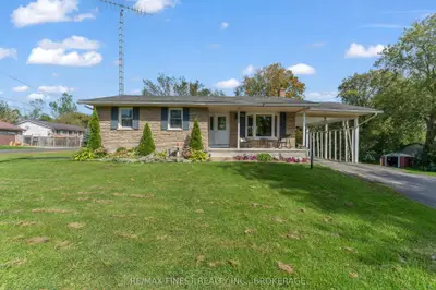 23 William Street, Stone Mills, On K0k 2s0