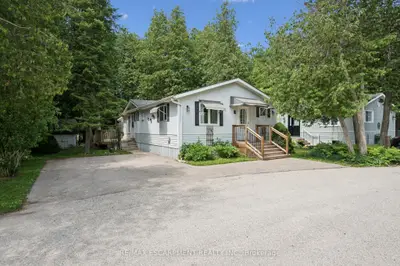 4 Spruce Avenue, Puslinch, On N1h 6h9