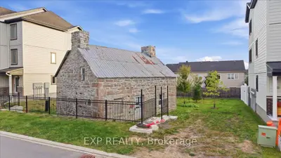 756 Kinstead Private, Stittsville - Munster - Richmond, On K2s 3b3