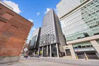 161 Laurier Avenue W 715, Ottawa Centre, On K1p 5j2