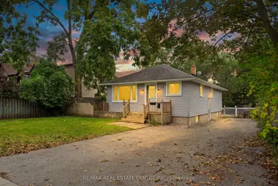 226 DELHI Street, Guelph, ON N1E 4K2