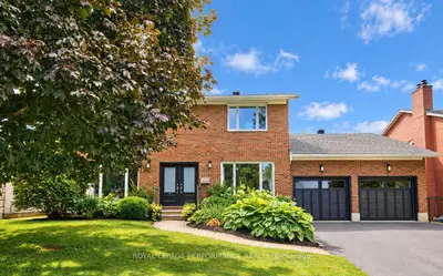2330 REMBRANDT Road, Britannia Heights - Queensway Terrace N and Area, ON K2B 7P5