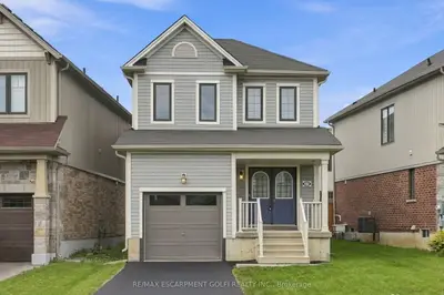 23 Patterson Drive, Haldimand, On N3w 0b8