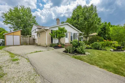 6 Heath Place, London South, On N5z 4g6