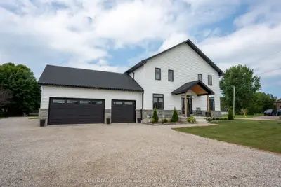 33977 Kildeer Drive, Bluewater, On N0m 1n0