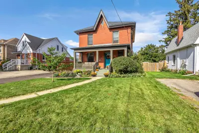 17 Alexander Avenue, Brant, On N3l 2v6