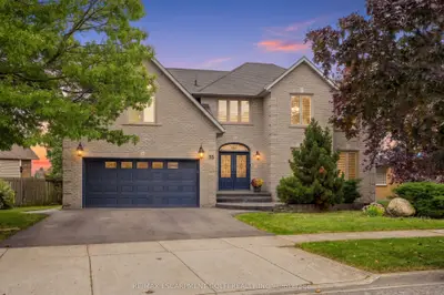 35 Lido Drive, Hamilton, On L8e 5e8