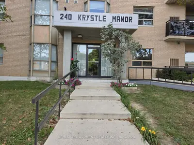 240 Quigley Road 201, Hamilton, On L8k 5m9
