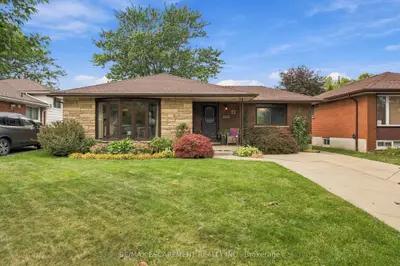 22 Sycamore Street, Hamilton, On L8t 3n7