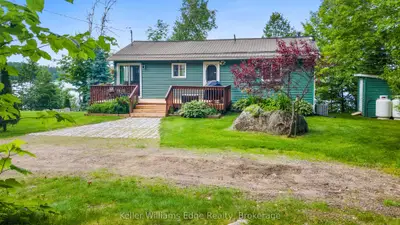 1128 Kamaniskeg Lake Road, Hastings Highlands, On K0j 1l0