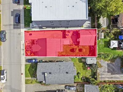 92 Jolliet Avenue, Vanier And Kingsview Park, On K1l 5h2