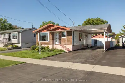 1107 GRAND Avenue, Cornwall, ON K6H 4T6