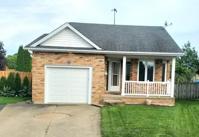 7410 Trinity Court, Niagara Falls, On L2h 3a6