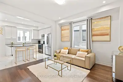 28 Canvas Crescent, Welland, On L3b 0p4