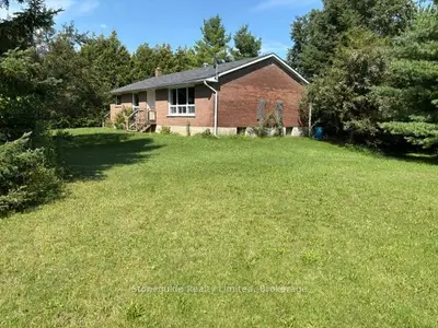 100 Moloney Line, Selwyn, On K0l 1t0